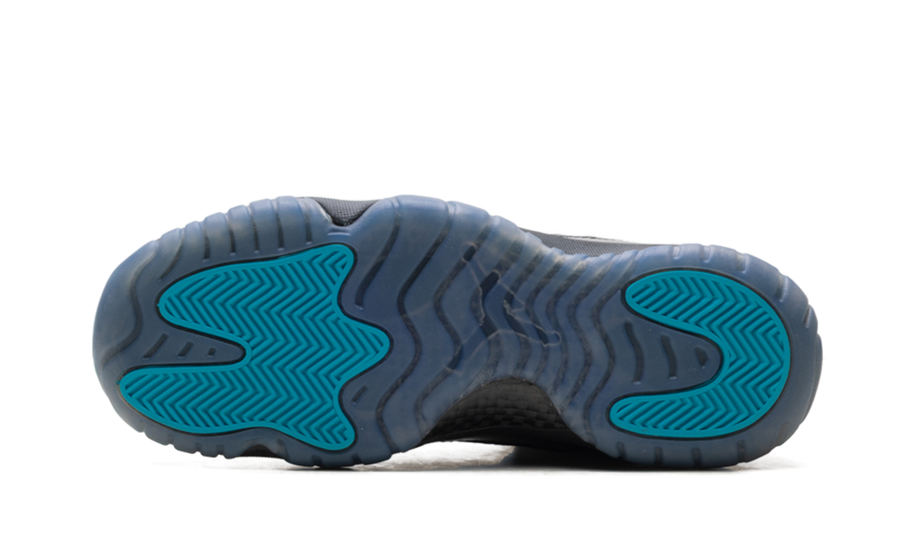Stadium GoodsAir Jordan 11 Retro GS "Gamma Blue (2025)" 378038 047