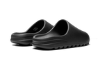 Stadium GoodsMensShoesYeezyYeezy Slide "Onyx 2022/2023" HQ6448